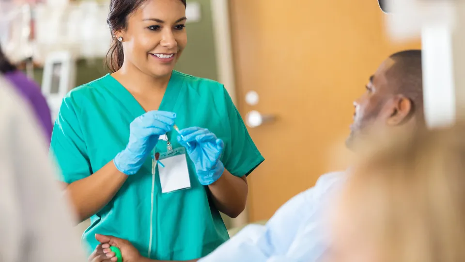 Phlebotomist and Phlebotomy Technician: What's the Difference?